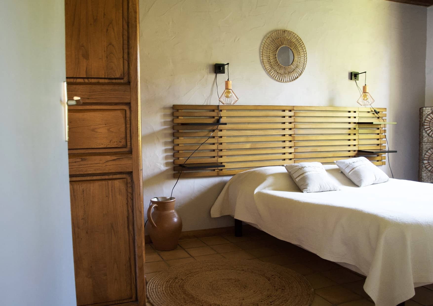 Chambre chaleureuse du gîte O’soleil couchant village de rocamadour